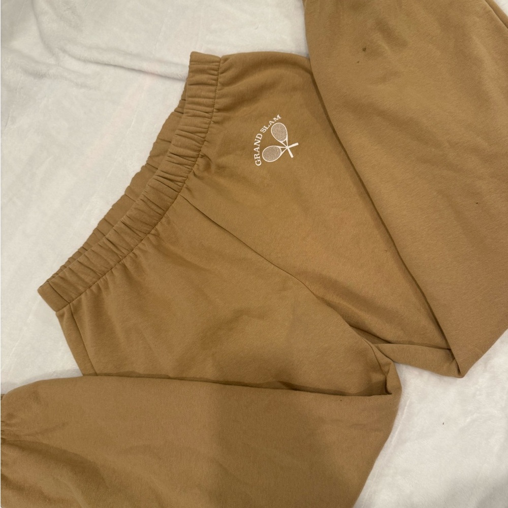 Abound Tan Sweatpants with Elastic Waistband